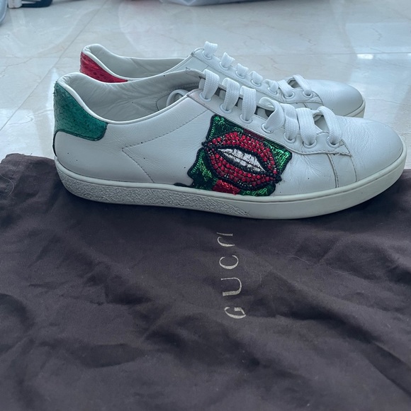 gucci bedazzled sneakers